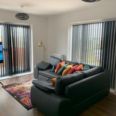 BRAND NEW 2 BED LUXURY APARTMENT No PARTIES No EVENTS West Thurrock Exterior foto